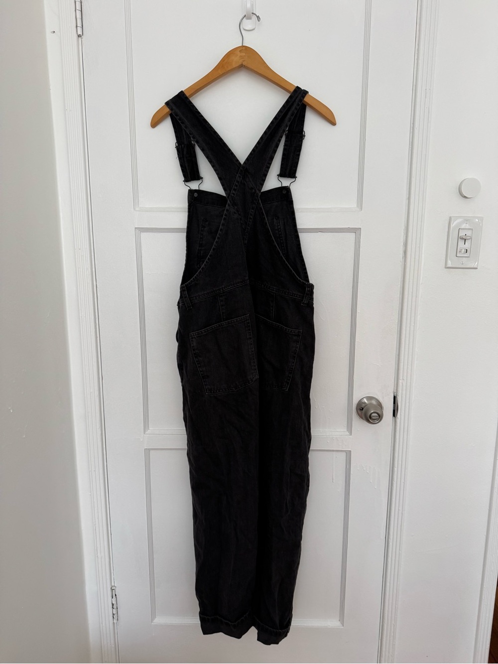 We The Free Ziggy Black Denim Overalls Free People - Picture 3 of 5